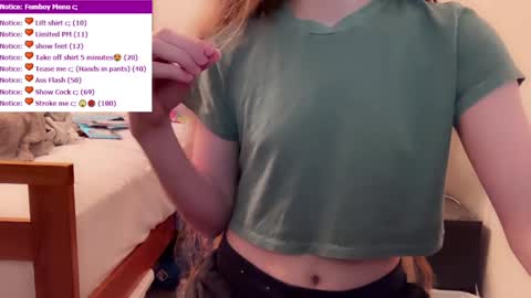 Snapshot of femboytummy chatting on 12/11/24, 02:52 femboytummy online show from 12/11/24, 02:52
