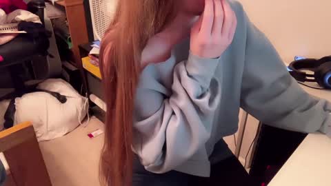 Snapshot of femboytummy chatting on 01/22/25, 11:53 femboytummy online show from 01/22/25, 11:53