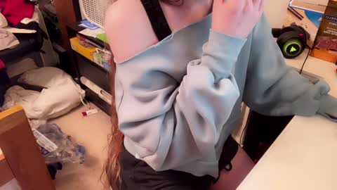 Snapshot of femboytummy chatting on 01/30/25, 06:13 femboytummy online show from 01/30/25, 06:13
