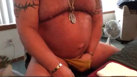 Snapshot of femdomisgood chatting on 06/05/26, 10:04 Femdomisgood online show from 06/05/26, 10:04