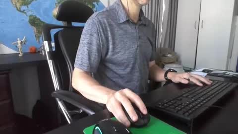 femdomsubby online show from 12/04/24, 02:31