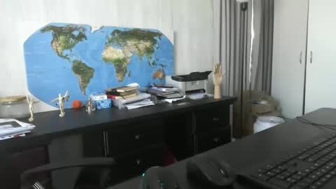 femdomsubby online show from 12/05/24, 01:47