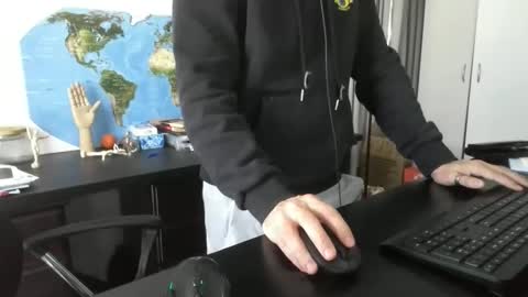 femdomsubby online show from 12/18/24, 12:54