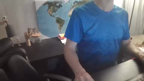 Snapshot of femdomsubby chatting on 02/18/26, 11:06 femdomsubby online show from 02/18/26, 11:06