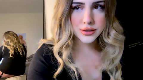 Snapshot of femgirl99 chatting on 12/19/24, 09:17 this is justice tricia a bigelow. she was fucking my husband tom girardi online show from 12/19/24, 09:17