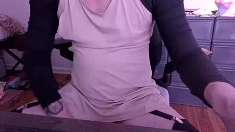 femme_mystique online show from 11/06/25, 09:10