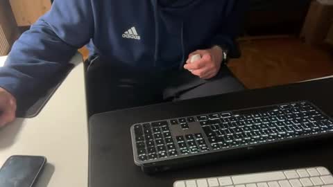 Snapshot of feniopl1 chatting on 02/18/26, 06:26 Bart online show from 02/18/26, 06:26