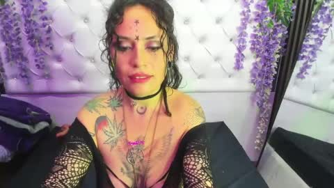 Snapshot of fenix_lilith69 chatting on 05/27/26, 03:31 Fenix Lilith69 online show from 05/27/26, 03:31