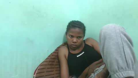 fenou122745 online show from 11/23/25, 07:35