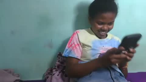 fenou122745 online show from 04/21/26, 06:12