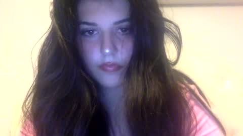Snapshot of feraldeer chatting on 07/09/26, 12:20 feralfawn online show from 07/09/26, 12:20