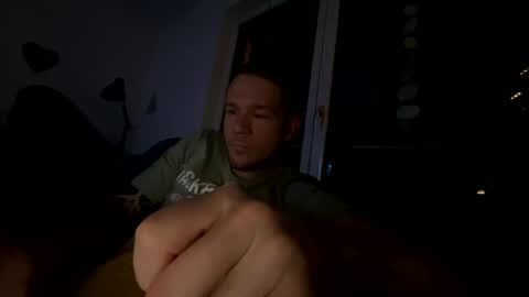 ferdl1988_1 online show from 12/30/24, 10:12