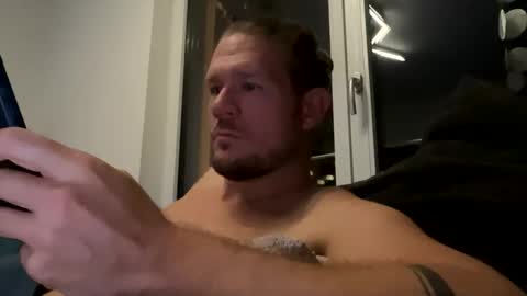 ferdl1988_1 online show from 10/26/25, 09:42