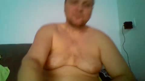 Snapshot of ferkooo111 chatting on 12/24/24, 05:27 Dorotheo online show from 12/24/24, 05:27