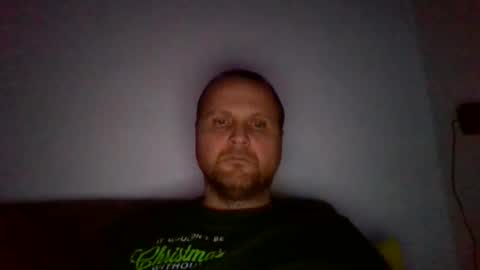 Snapshot of ferkooo111 chatting on 01/04/25, 03:49 Dorotheo online show from 01/04/25, 03:49