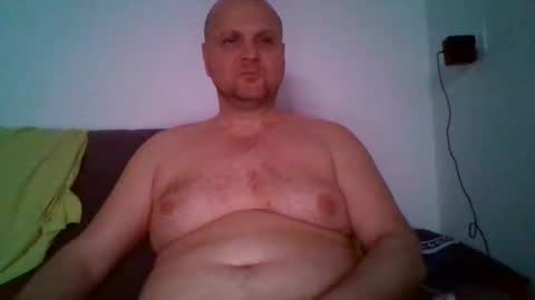 Snapshot of ferkooo111 chatting on 03/05/25, 04:45 Dorotheo online show from 03/05/25, 04:45