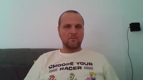 Snapshot of ferkooo111 chatting on 10/12/25, 01:54 Dorotheo online show from 10/12/25, 01:54