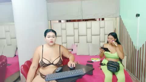 Snapshot of fermartinsz chatting on 07/21/26, 12:40 FerMartinsz online show from 07/21/26, 12:40