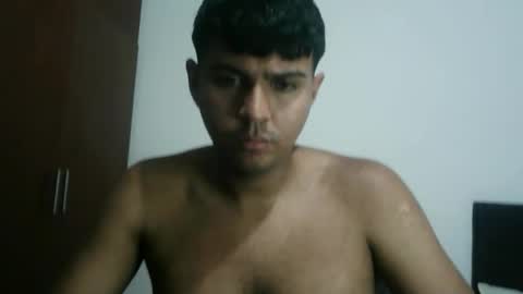 fernadox97 online show from 02/18/26, 05:36