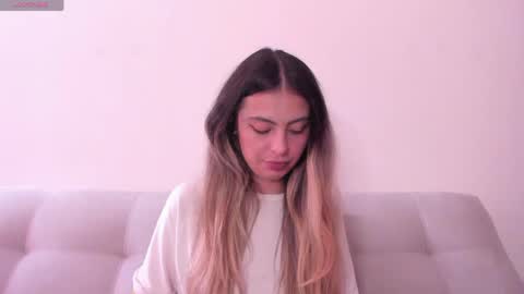 Snapshot of fernanda_aaa chatting on 06/03/26, 04:45 fernanda online show from 06/03/26, 04:45
