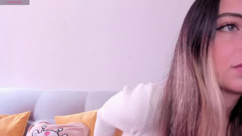 Snapshot of fernanda_aaa chatting on 06/08/26, 03:23 fernanda online show from 06/08/26, 03:23