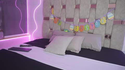 fernanda_thail_ online show from 03/29/26, 07:47