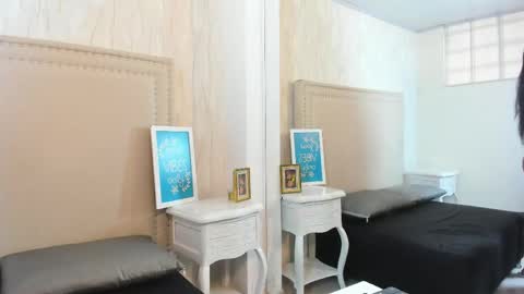 Fernanda  online show from 04/18/26, 08:42