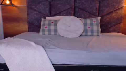 Snapshot of fernandabrown__ chatting on 07/23/26, 01:58 FERNANDA BROWN online show from 07/23/26, 01:58