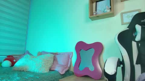 Fernanda Diaz online show from 03/05/25, 08:00