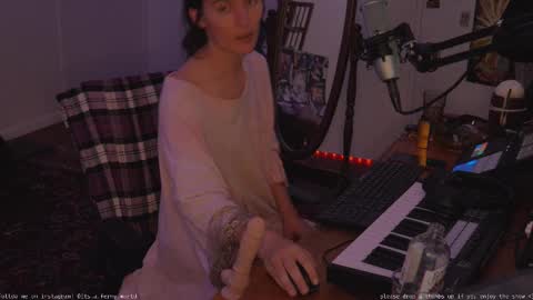 Fern next stream 430pm Monday PST online show from 02/18/25, 11:55