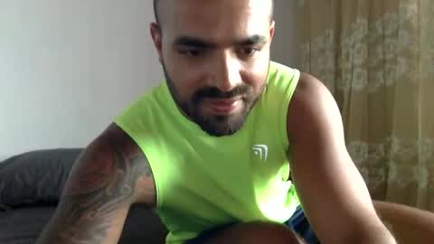 insta ferxx1210 Fercho online show from 01/01/25, 06:16