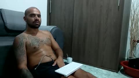 insta ferxx1210 Fercho online show from 02/19/25, 02:33