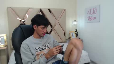 FER PHOENIX online show from 02/13/25, 03:50