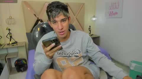 FER PHOENIX online show from 10/29/25, 03:20