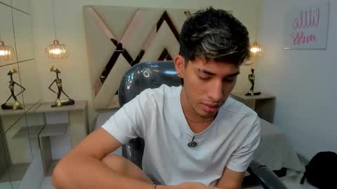 FER PHOENIX online show from 02/11/26, 03:11