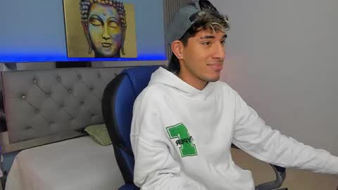 FER PHOENIX online show from 03/29/26, 03:39