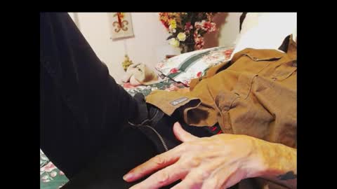 ferra_testarossa online show from 10/31/25, 02:45