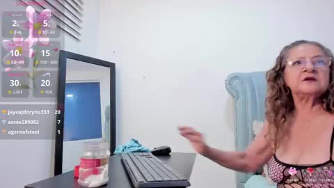 Marcela online show from 05/15/26, 11:01