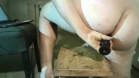 Snapshot of fetish_slut86 chatting on 11/04/25, 09:47 fetish_slut86 online show from 11/04/25, 09:47