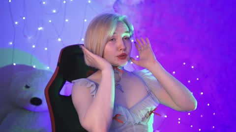 Snapshot of fetishrey chatting on 12/13/24, 06:16 Rey online show from 12/13/24, 06:16