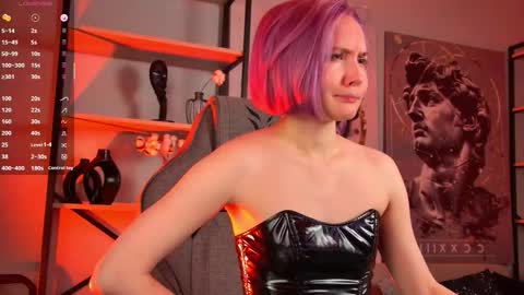 Rey online show from 10/24/25, 05:09