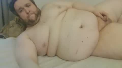 Snapshot of fettebifotze28h chatting on 11/04/25, 03:44 Cow Sow online show from 11/04/25, 03:44