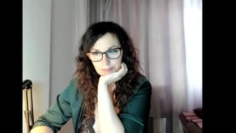 Snapshot of fey_bb chatting on 02/10/25, 07:36 Milana online show from 02/10/25, 07:36