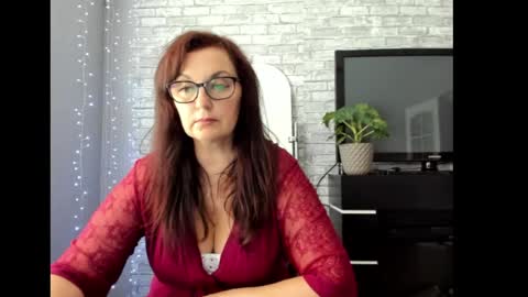 Snapshot of fey_bb chatting on 05/13/26, 06:22 Milana online show from 05/13/26, 06:22