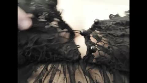 feyoh online show from 12/17/25, 10:16