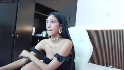 Freyja  online show from 02/09/26, 05:17