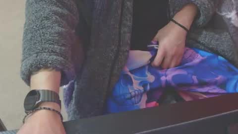 ffys2025 online show from 10/19/25, 07:25