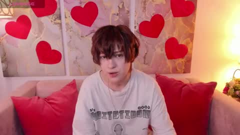 Snapshot of fiamoory chatting on 02/17/25, 01:25 fiamoory online show from 02/17/25, 01:25