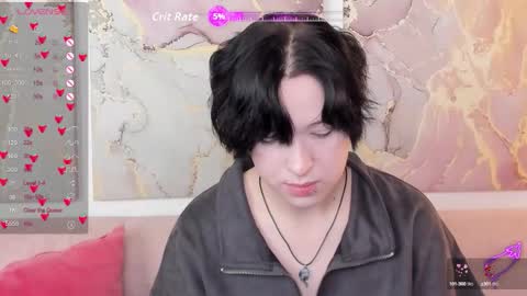 Snapshot of fiamoory chatting on 09/18/25, 03:25 fiamoory online show from 09/18/25, 03:25