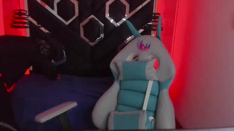   online show from 01/30/25, 12:06